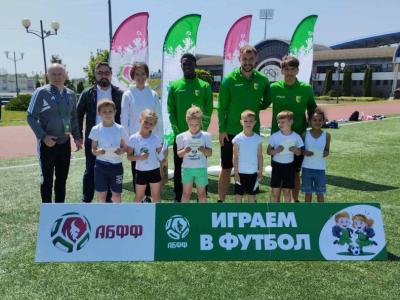 Играем в футбол