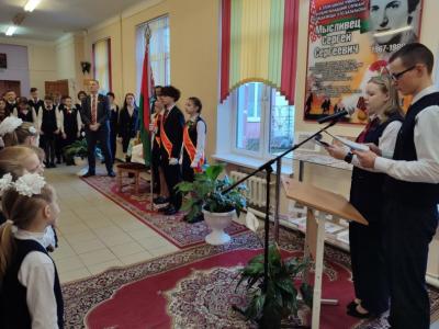 линейка в Новодевятковичской СШ